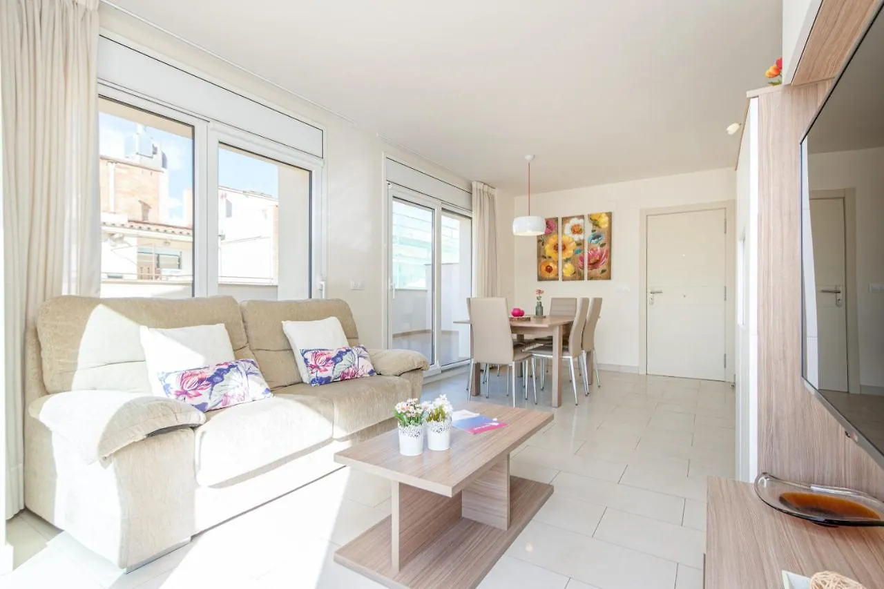Apart-Rent Apartment Francesc Macia Penthouse 2000 Roses Spain