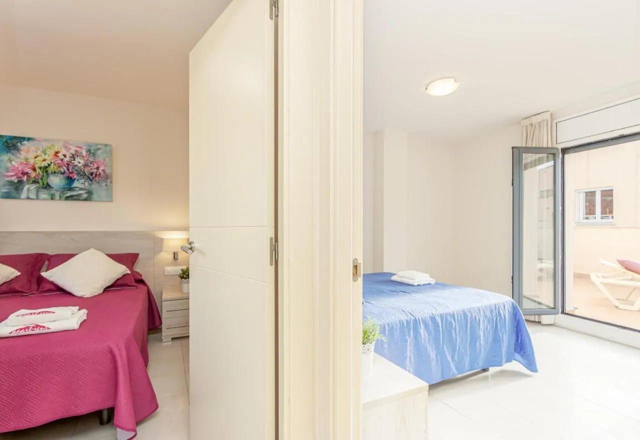 Apart-Rent Apartment Francesc Macia Penthouse 2000 Roses 0*,  Spain