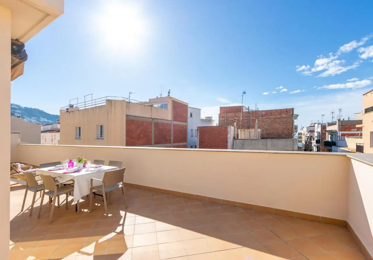 Apart-Rent Apartment Francesc Macia Penthouse 2000 Roses