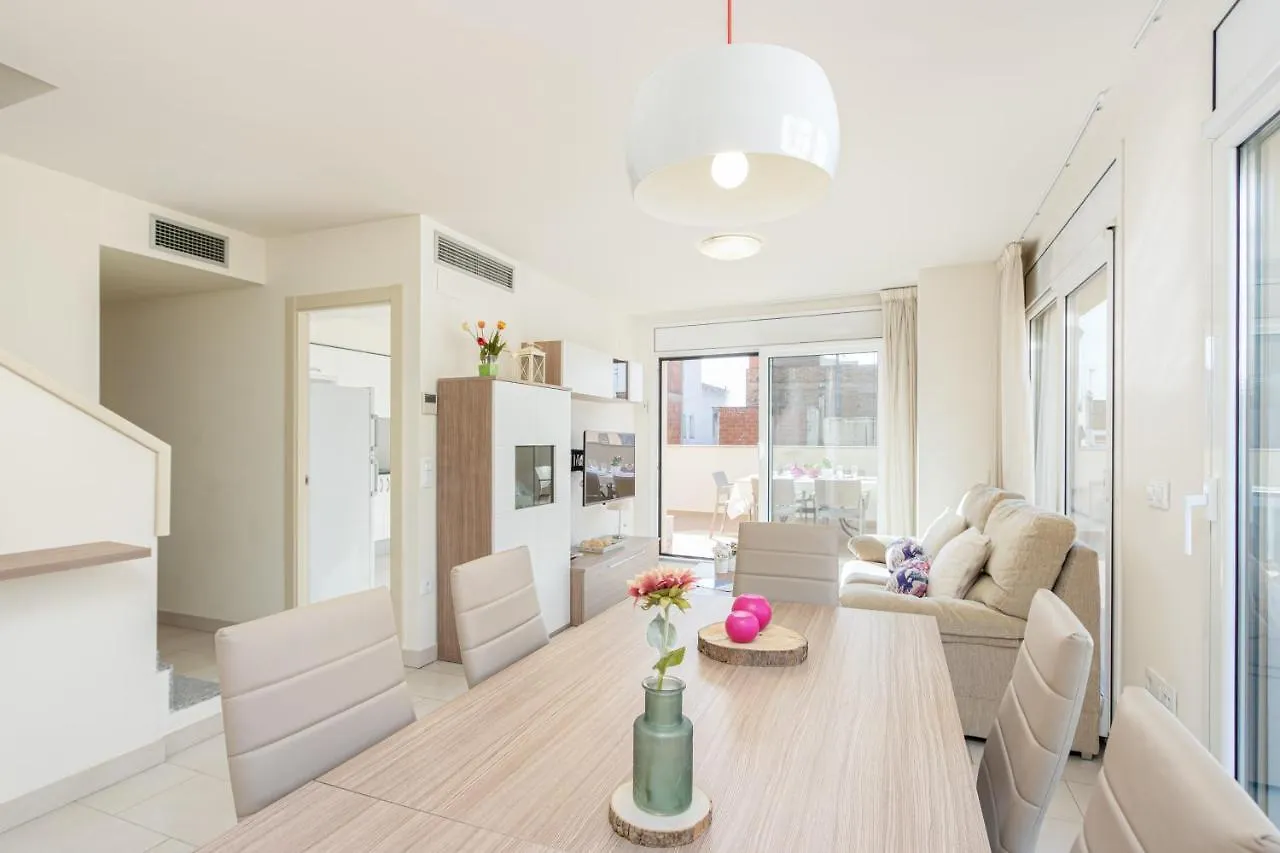 Apart-Rent Apartment Francesc Macia Penthouse 2000 Roses