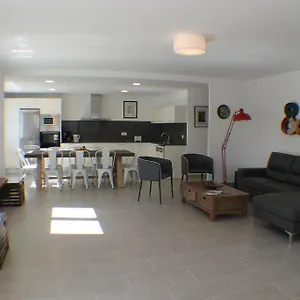 https://agi-las-acacias.topcostabravahotels.com